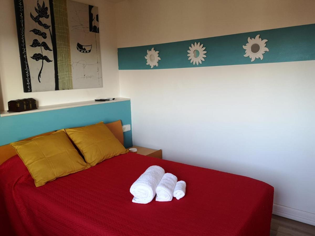 Habitacion Individual Apartment Valencia Exterior photo